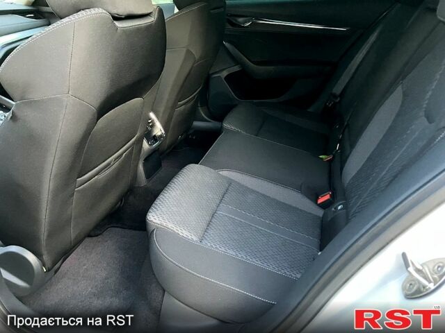 Білий Шкода Октавія, об'ємом двигуна 20 л та пробігом 150 тис. км за 22000 $, фото 12 на Automoto.ua