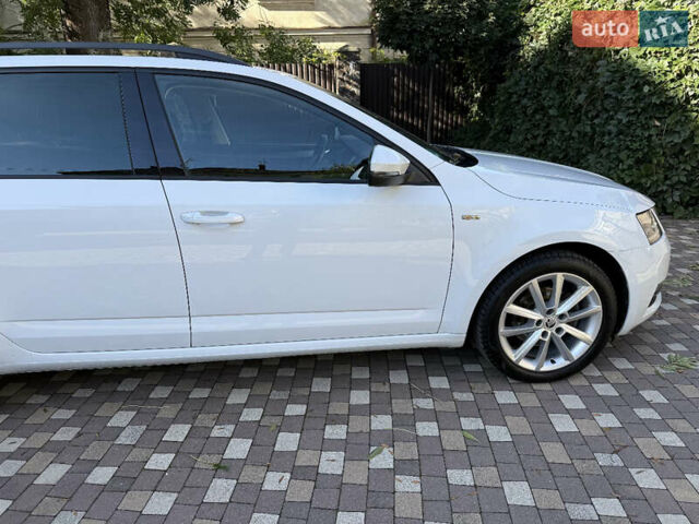 Білий Шкода Октавія, об'ємом двигуна 2 л та пробігом 199 тис. км за 16250 $, фото 76 на Automoto.ua
