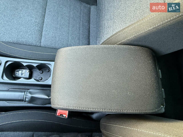 Білий Шкода Октавія, об'ємом двигуна 2 л та пробігом 199 тис. км за 16250 $, фото 48 на Automoto.ua