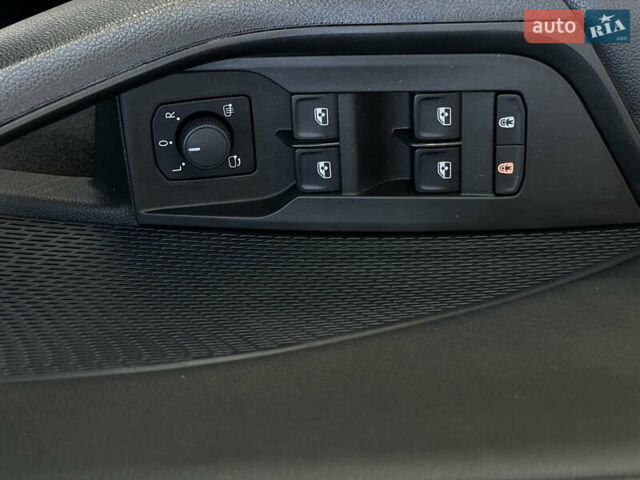 Шкода Октавия 2020 в Бердичеве на Automoto.ua Белый Шкода Октавия, объемом двигателя 2 л и пробегом 225 тыс. км за 21255 $, фото 38 на Automoto.ua