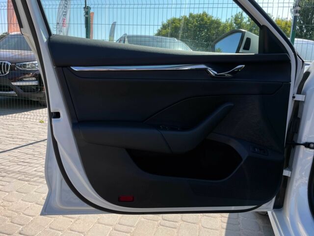 Шкода Октавия 2020 в Бердичеве на Automoto.ua Белый Шкода Октавия, объемом двигателя 2 л и пробегом 225 тыс. км за 20999 $, фото 6 на Automoto.ua