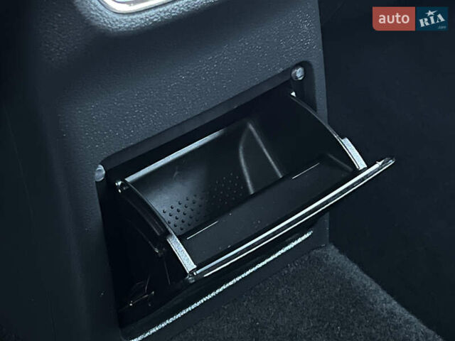 Белый Шкода Октавия, объемом двигателя 2 л и пробегом 200 тыс. км за 17456 $, фото 33 на Automoto.ua