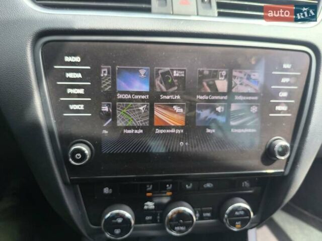 Белый Шкода Октавия, объемом двигателя 1.97 л и пробегом 151 тыс. км за 15555 $, фото 7 на Automoto.ua