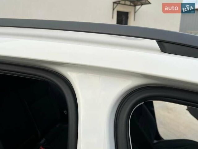 Белый Шкода Октавия, объемом двигателя 2 л и пробегом 193 тыс. км за 18700 $, фото 66 на Automoto.ua