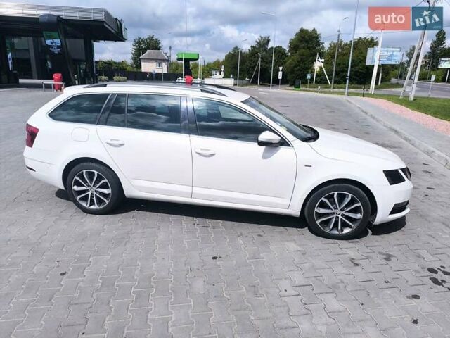 Белый Шкода Октавия, объемом двигателя 1.97 л и пробегом 2 тыс. км за 15350 $, фото 18 на Automoto.ua