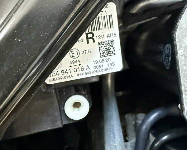 Белый Шкода Октавия, объемом двигателя 2 л и пробегом 180 тыс. км за 22700 $, фото 23 на Automoto.ua