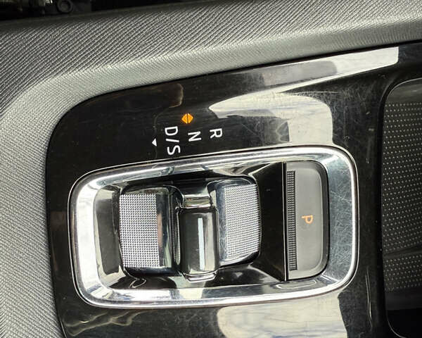 Белый Шкода Октавия, объемом двигателя 2 л и пробегом 180 тыс. км за 22700 $, фото 43 на Automoto.ua