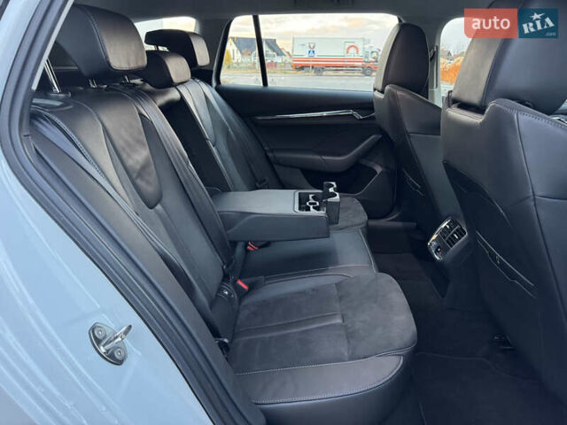 Белый Шкода Октавия, объемом двигателя 1.97 л и пробегом 232 тыс. км за 20500 $, фото 20 на Automoto.ua