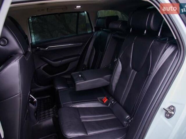 Білий Шкода Октавія, об'ємом двигуна 2 л та пробігом 199 тис. км за 19950 $, фото 83 на Automoto.ua