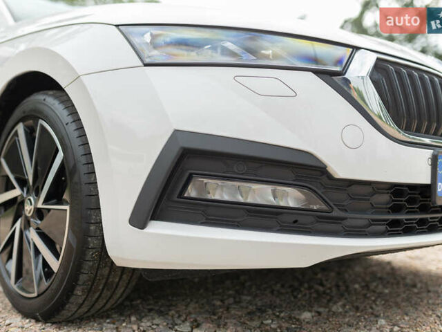 Білий Шкода Октавія, об'ємом двигуна 1.5 л та пробігом 170 тис. км за 21200 $, фото 12 на Automoto.ua