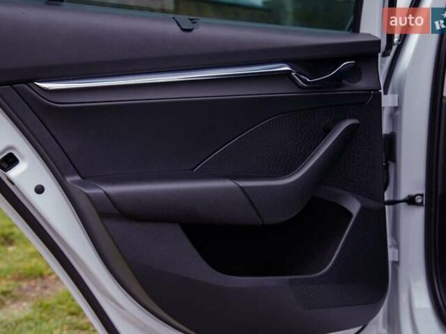 Білий Шкода Октавія, об'ємом двигуна 2 л та пробігом 199 тис. км за 19950 $, фото 79 на Automoto.ua