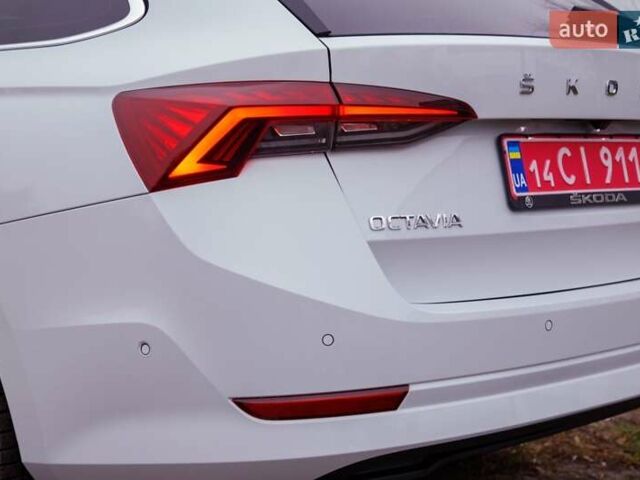 Білий Шкода Октавія, об'ємом двигуна 2 л та пробігом 199 тис. км за 19950 $, фото 35 на Automoto.ua