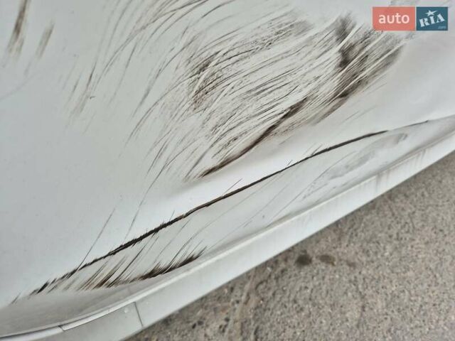 Белый Шкода Октавия, объемом двигателя 1.97 л и пробегом 123 тыс. км за 17300 $, фото 10 на Automoto.ua