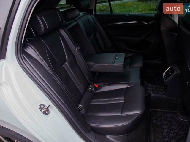 Білий Шкода Октавія, об'ємом двигуна 2 л та пробігом 199 тис. км за 19950 $, фото 75 на Automoto.ua