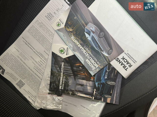 Білий Шкода Октавія, об'ємом двигуна 2 л та пробігом 197 тис. км за 20500 $, фото 31 на Automoto.ua