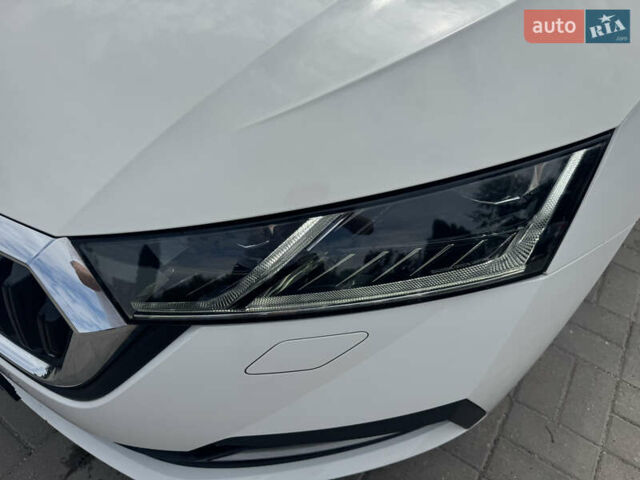 Білий Шкода Октавія, об'ємом двигуна 2 л та пробігом 197 тис. км за 20500 $, фото 15 на Automoto.ua