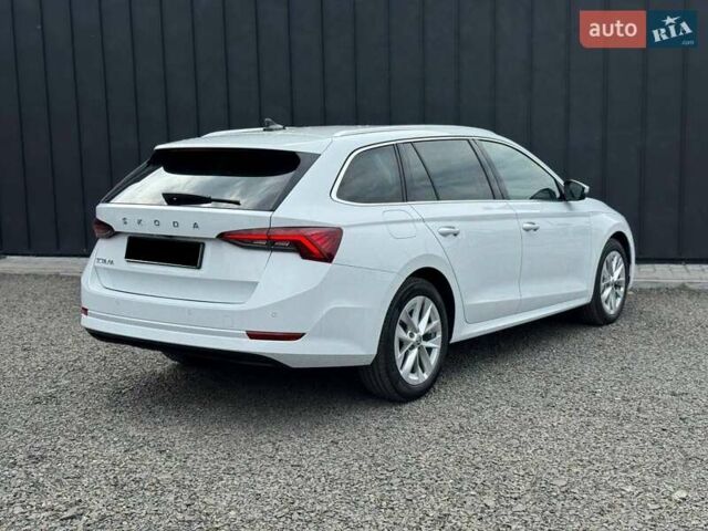 Белый Шкода Октавия, объемом двигателя 2 л и пробегом 202 тыс. км за 20500 $, фото 5 на Automoto.ua