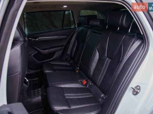 Білий Шкода Октавія, об'ємом двигуна 2 л та пробігом 199 тис. км за 19950 $, фото 84 на Automoto.ua