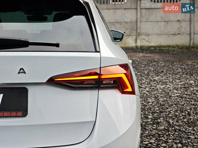 Белый Шкода Октавия, объемом двигателя 2 л и пробегом 179 тыс. км за 23999 $, фото 17 на Automoto.ua