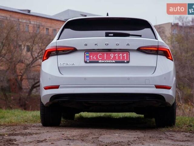 Білий Шкода Октавія, об'ємом двигуна 2 л та пробігом 199 тис. км за 19950 $, фото 22 на Automoto.ua