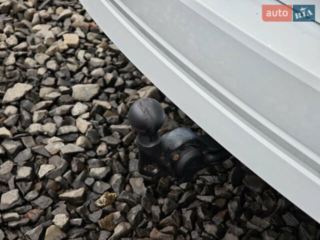 Белый Шкода Октавия, объемом двигателя 2 л и пробегом 179 тыс. км за 23999 $, фото 67 на Automoto.ua