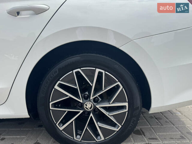 Білий Шкода Октавія, об'ємом двигуна 2 л та пробігом 197 тис. км за 20500 $, фото 17 на Automoto.ua