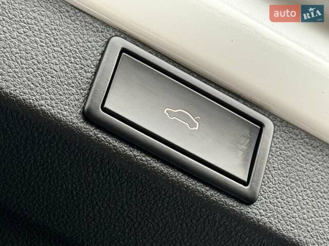 Білий Шкода Октавія, об'ємом двигуна 2 л та пробігом 308 тис. км за 17700 $, фото 20 на Automoto.ua