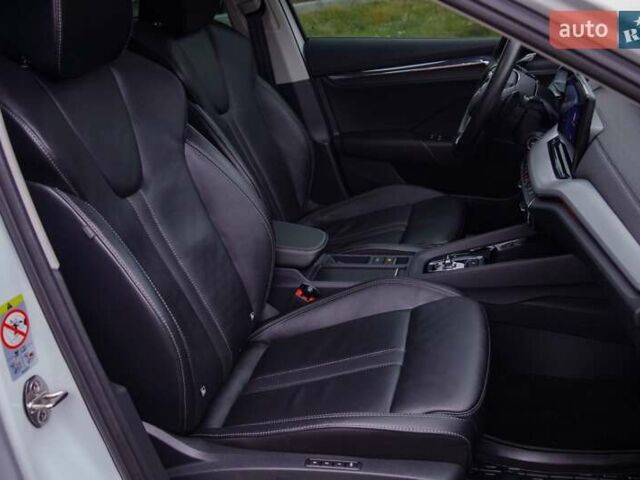 Білий Шкода Октавія, об'ємом двигуна 2 л та пробігом 199 тис. км за 19950 $, фото 70 на Automoto.ua