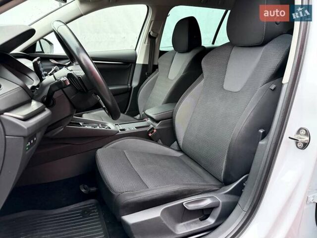 Білий Шкода Октавія, об'ємом двигуна 2 л та пробігом 308 тис. км за 17700 $, фото 37 на Automoto.ua