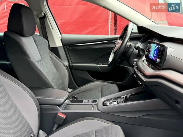 Білий Шкода Октавія, об'ємом двигуна 2 л та пробігом 308 тис. км за 17700 $, фото 43 на Automoto.ua