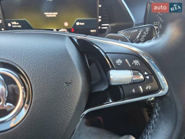 Белый Шкода Октавия, объемом двигателя 2 л и пробегом 218 тыс. км за 21800 $, фото 24 на Automoto.ua