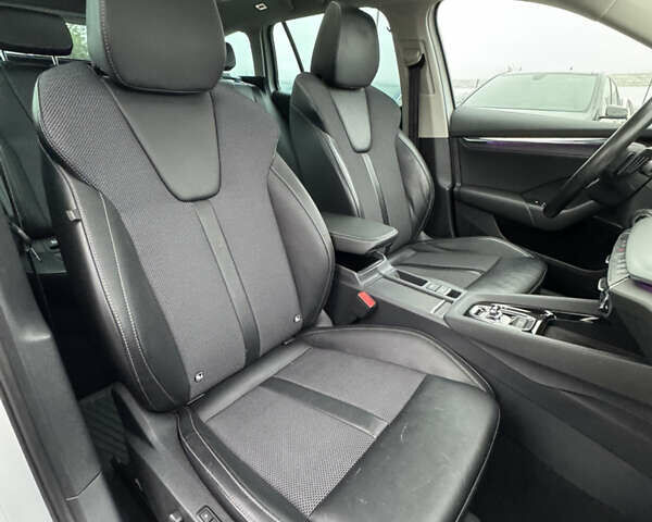 Білий Шкода Октавія, об'ємом двигуна 1.97 л та пробігом 211 тис. км за 24200 $, фото 32 на Automoto.ua