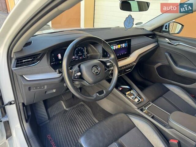 Білий Шкода Октавія, об'ємом двигуна 1.97 л та пробігом 210 тис. км за 21900 $, фото 33 на Automoto.ua