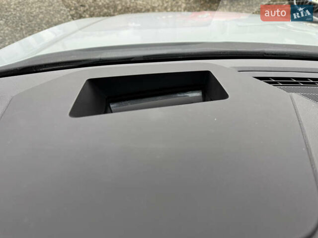 Білий Шкода Октавія, об'ємом двигуна 1.97 л та пробігом 211 тис. км за 24200 $, фото 46 на Automoto.ua