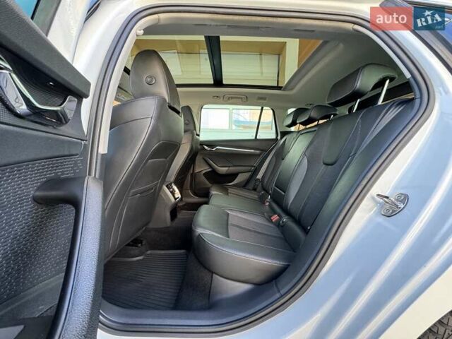 Білий Шкода Октавія, об'ємом двигуна 1.97 л та пробігом 210 тис. км за 21900 $, фото 66 на Automoto.ua