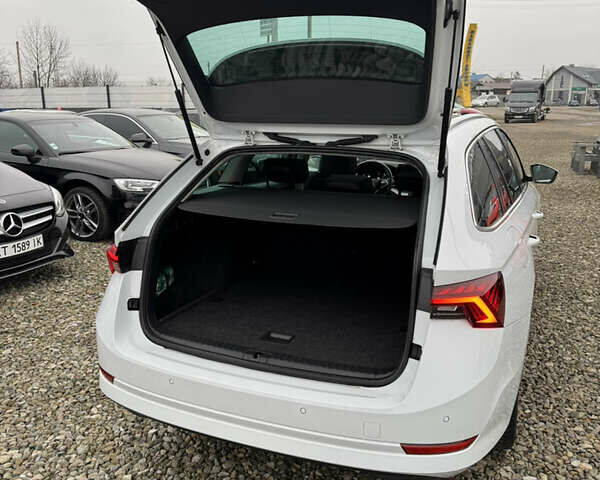 Білий Шкода Октавія, об'ємом двигуна 1.97 л та пробігом 211 тис. км за 24200 $, фото 29 на Automoto.ua