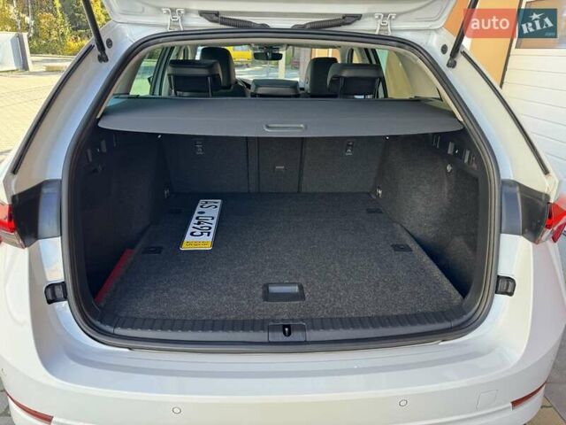 Білий Шкода Октавія, об'ємом двигуна 1.97 л та пробігом 210 тис. км за 21900 $, фото 68 на Automoto.ua