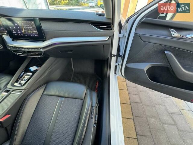 Білий Шкода Октавія, об'ємом двигуна 1.97 л та пробігом 210 тис. км за 21900 $, фото 61 на Automoto.ua