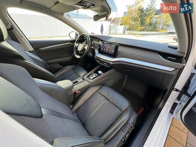 Білий Шкода Октавія, об'ємом двигуна 1.97 л та пробігом 210 тис. км за 21900 $, фото 58 на Automoto.ua