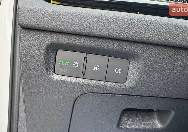 Шкода Октавия 2023 в Житомире на Automoto.ua Белый Шкода Октавия, объемом двигателя 1.97 л и пробегом 70 тыс. км за 31500 $, фото 14 на Automoto.ua