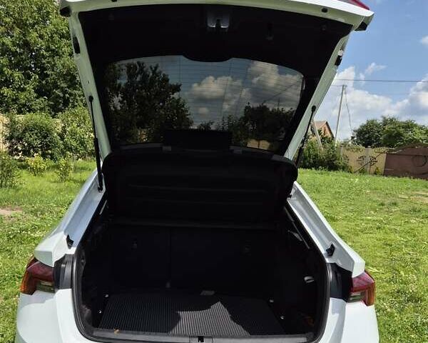 Білий Шкода Октавія, об'ємом двигуна 1.4 л та пробігом 52 тис. км за 23500 $, фото 6 на Automoto.ua