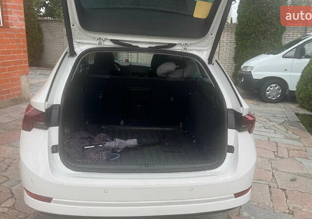 Шкода Октавия 2023 в Житомире на Automoto.ua Белый Шкода Октавия, объемом двигателя 1.97 л и пробегом 70 тыс. км за 31500 $, фото 4 на Automoto.ua