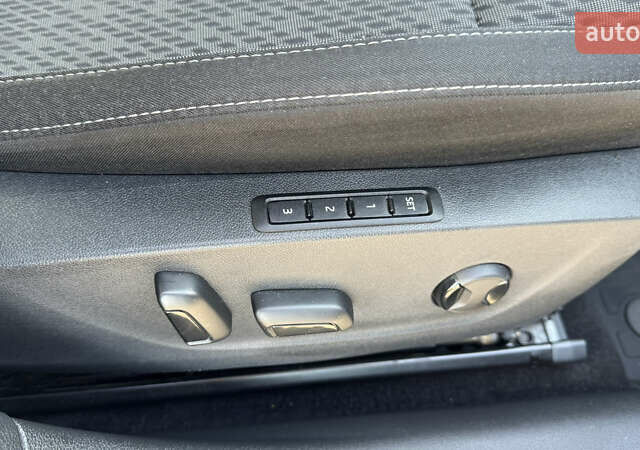 Білий Шкода Октавія, об'ємом двигуна 1.97 л та пробігом 75 тис. км за 25000 $, фото 13 на Automoto.ua