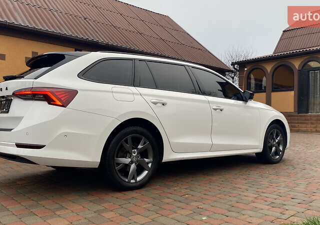 Белый Шкода Октавия, объемом двигателя 2 л и пробегом 78 тыс. км за 29200 $, фото 4 на Automoto.ua