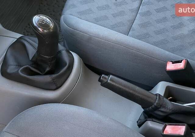 Белый Шкода Октавия, объемом двигателя 1.78 л и пробегом 244 тыс. км за 3000 $, фото 25 на Automoto.ua