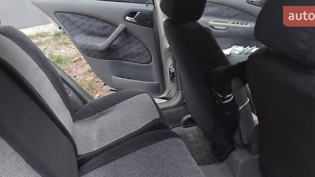 Белый Шкода Октавия, объемом двигателя 1.8 л и пробегом 217 тыс. км за 3000 $, фото 4 на Automoto.ua