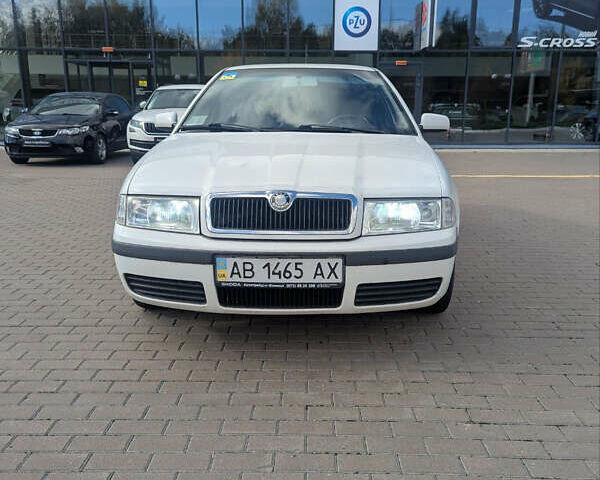 Білий Шкода Октавія, об'ємом двигуна 1.6 л та пробігом 258 тис. км за 4100 $, фото 3 на Automoto.ua