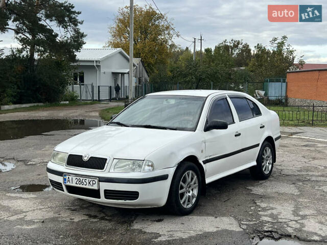 Белый Шкода Октавия, объемом двигателя 1.6 л и пробегом 333 тыс. км за 2200 $, фото 8 на Automoto.ua