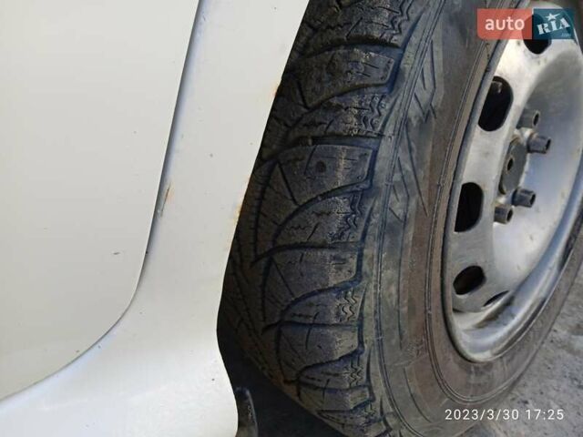 Білий Шкода Октавія, об'ємом двигуна 1.9 л та пробігом 297 тис. км за 3200 $, фото 1 на Automoto.ua