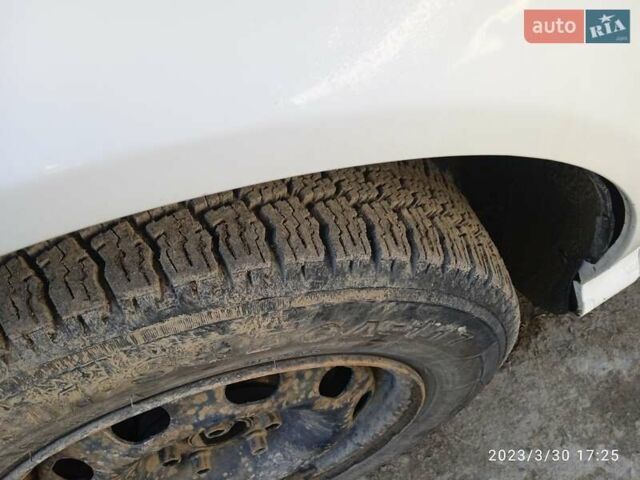 Білий Шкода Октавія, об'ємом двигуна 1.9 л та пробігом 297 тис. км за 3200 $, фото 2 на Automoto.ua